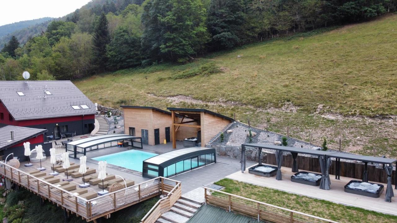 La Ferme De Rochesson, Jacuzzis & Piscine Commune Leilighet Eksteriør bilde