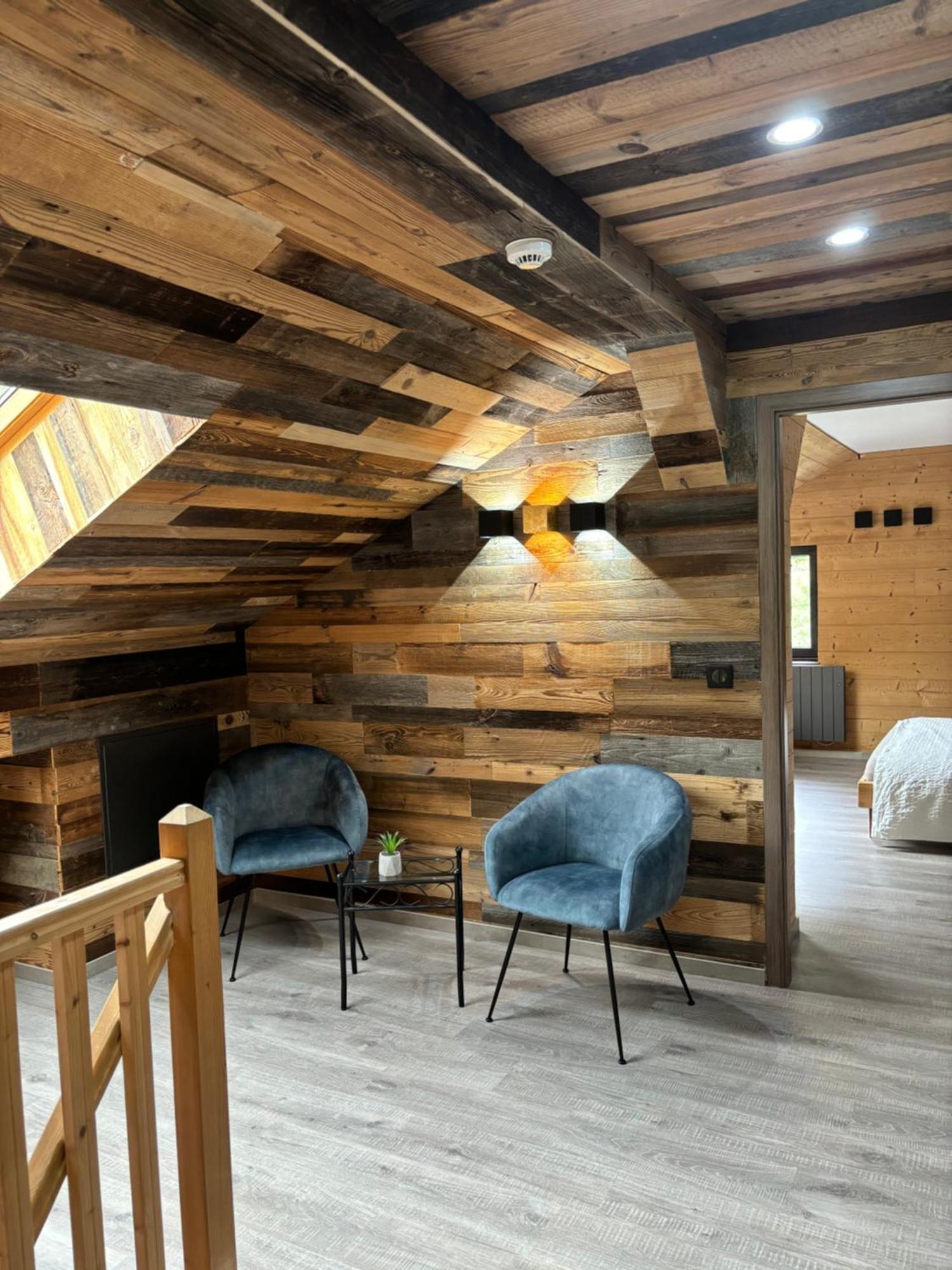 La Ferme De Rochesson, Jacuzzis & Piscine Commune Eksteriør bilde